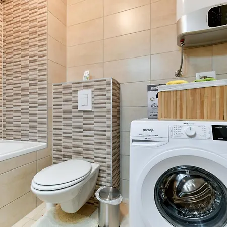 Appartement Modern For 2025' Vacation In *